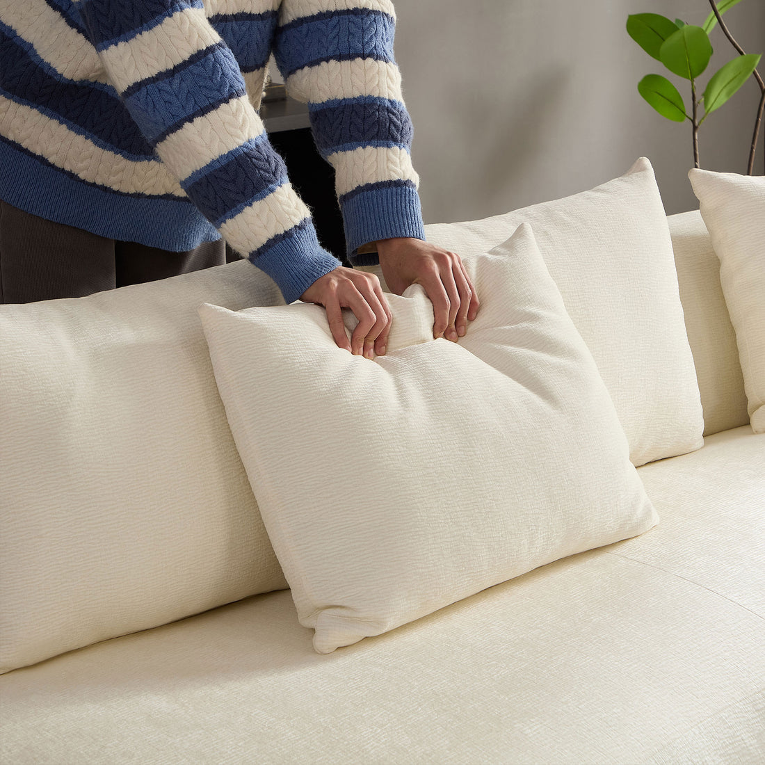 Plush Cushion Support