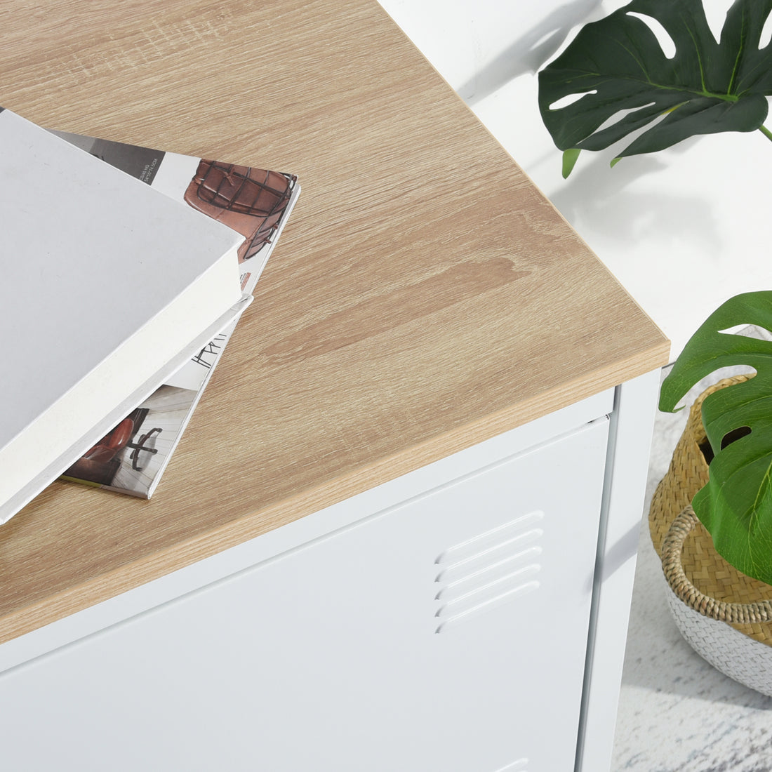Warm Melamine Woodgrain Top