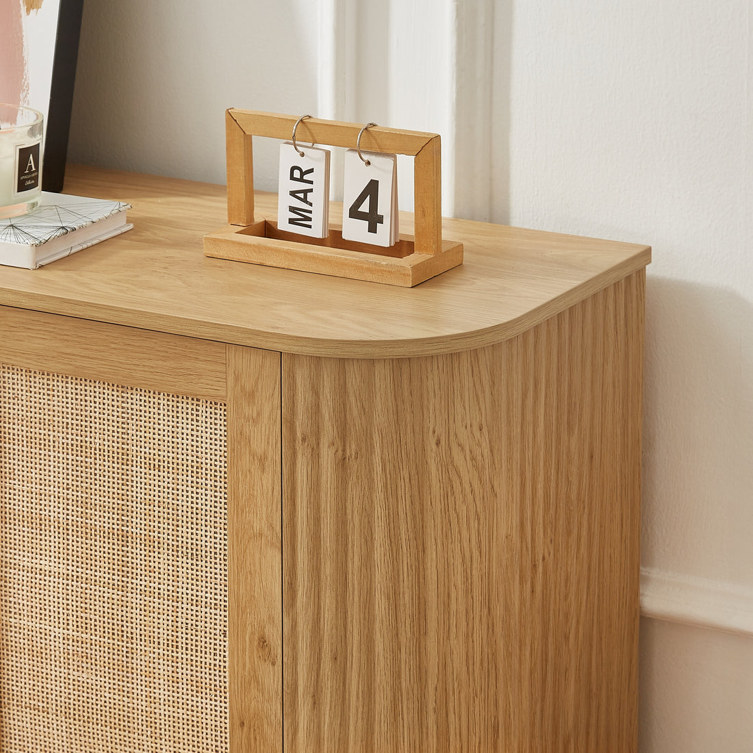 Wave-Shaped Rounded Corners