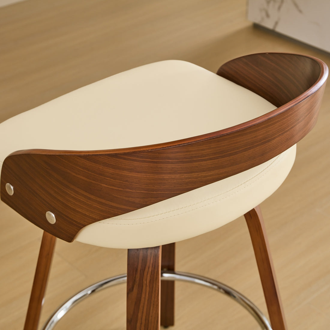 360° Swivel Function