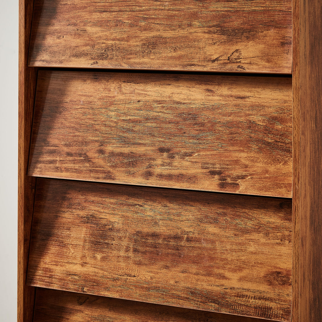 Scratch-Resistant Finish
