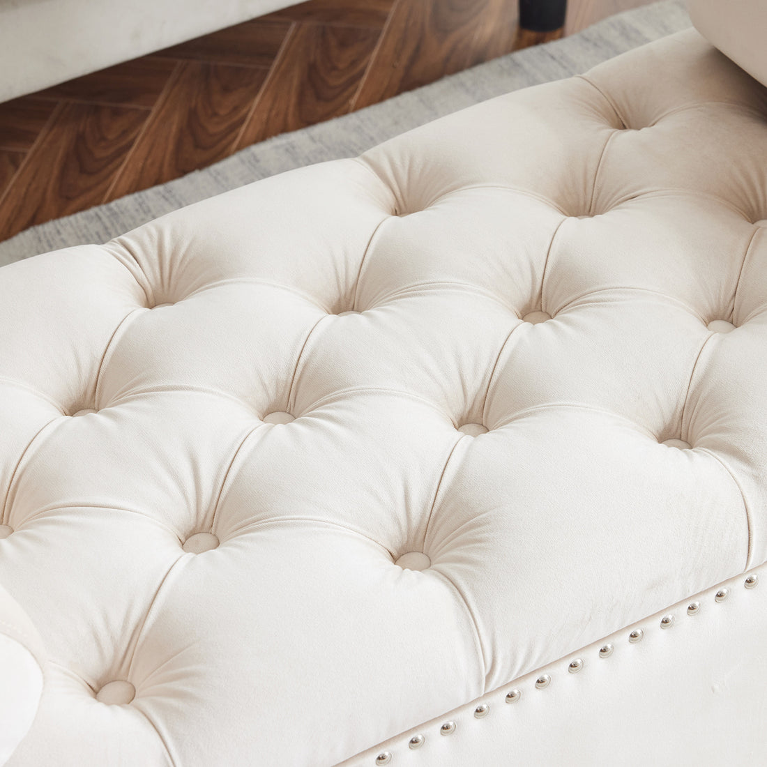 Tufted Seat Design