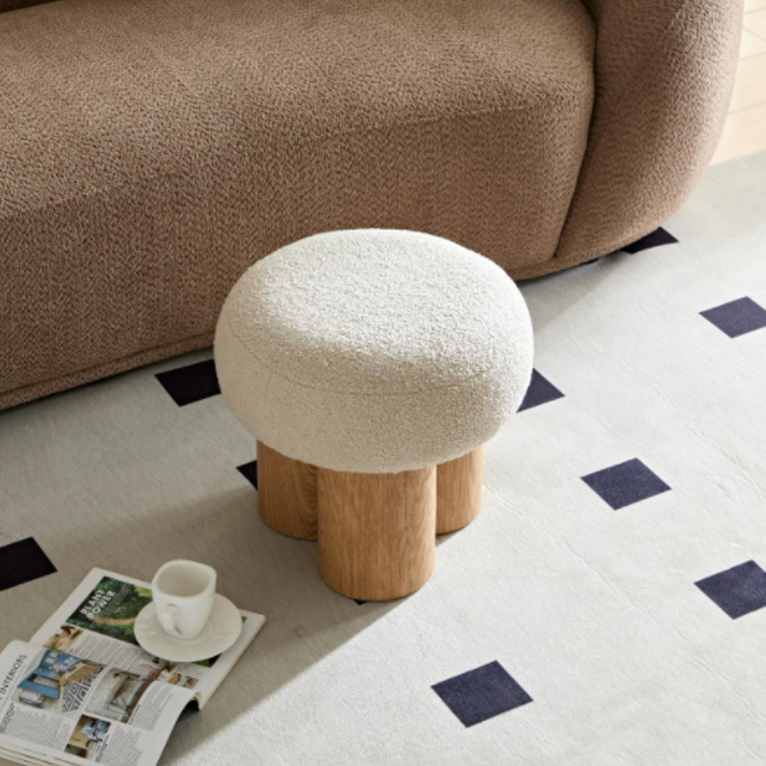 Plush Rounded Seat