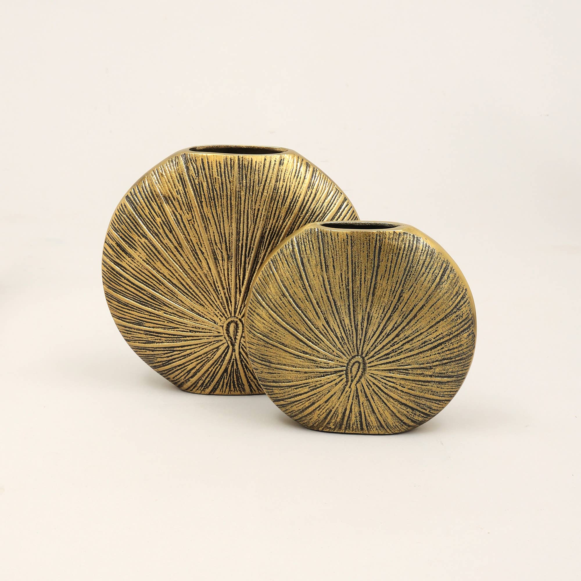 Iris Decorative Aluminium Vase Set of 2