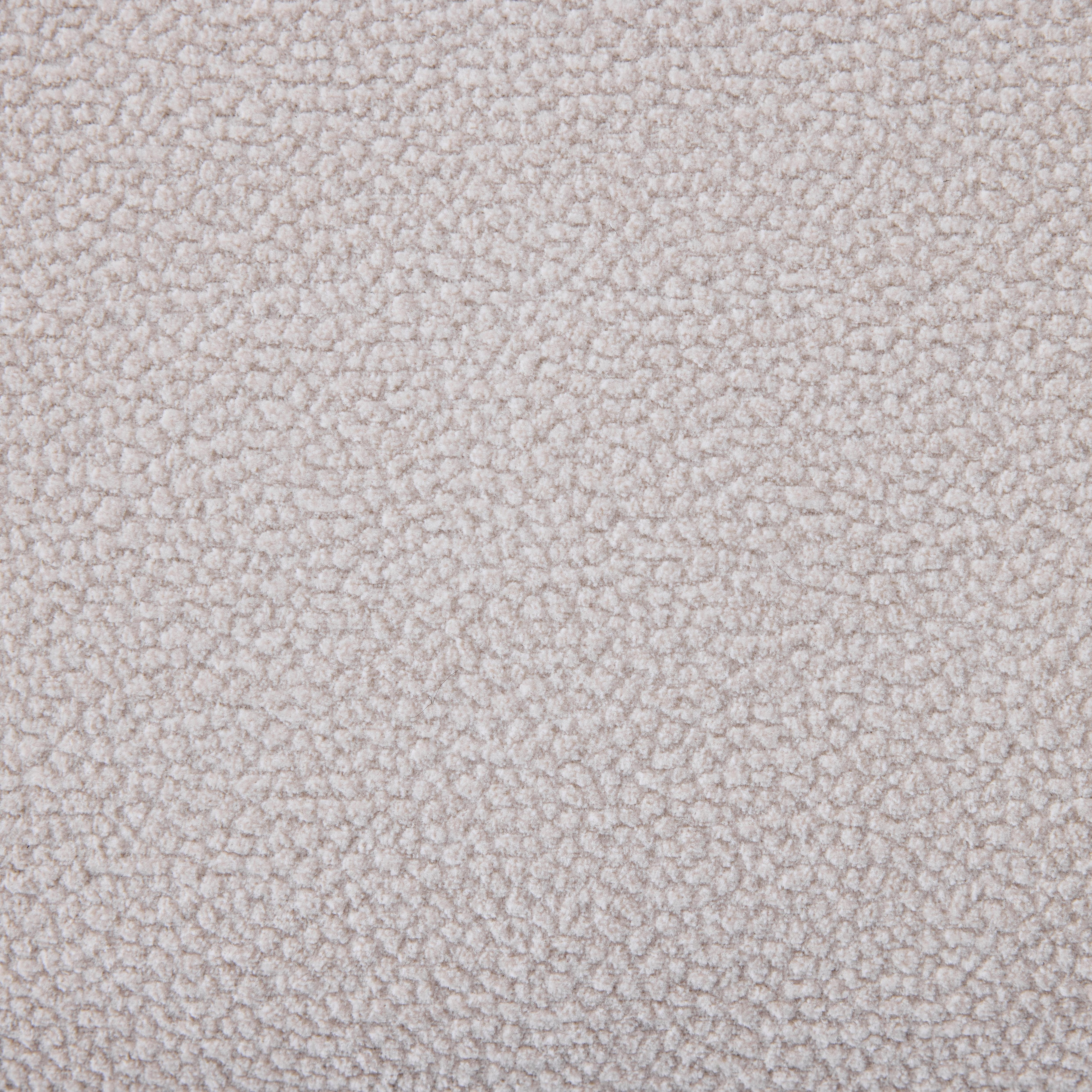 2606040000131_media_45_detail