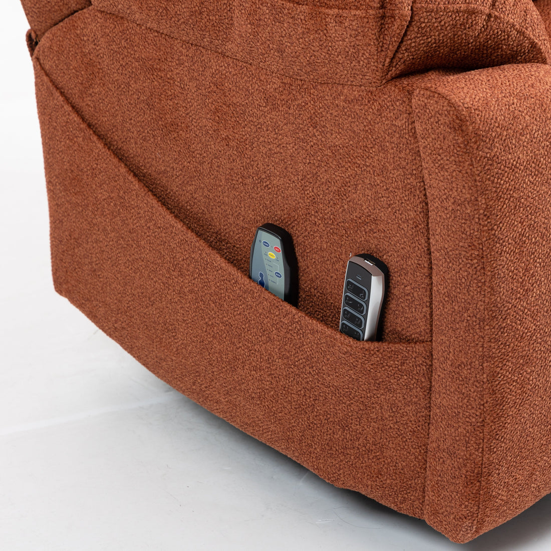 Cup Holders and Dual Side Pockets