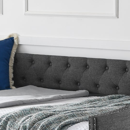 Soline Full Size Tufted Upholstered Daybed with Drawers