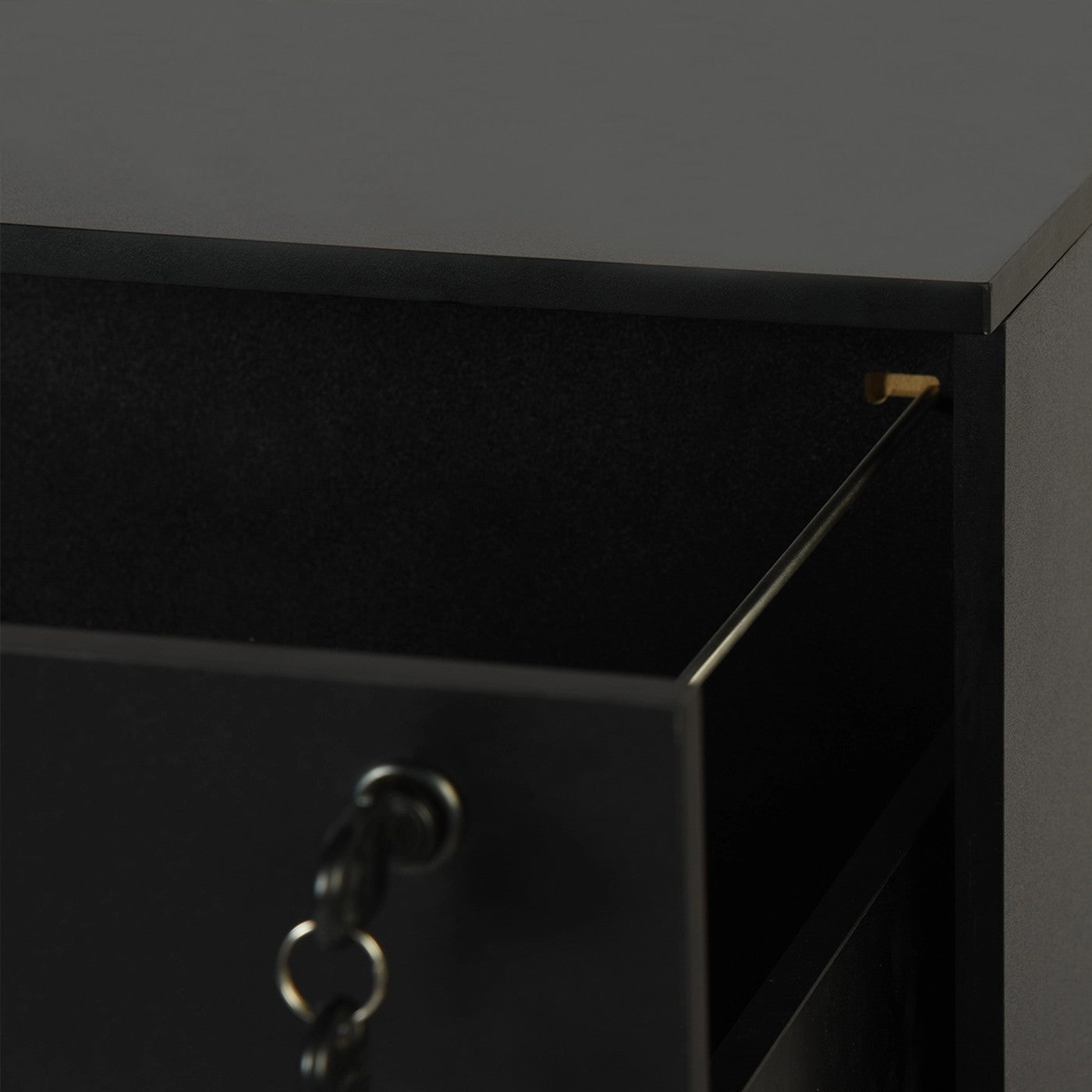 9969_media_15_detail