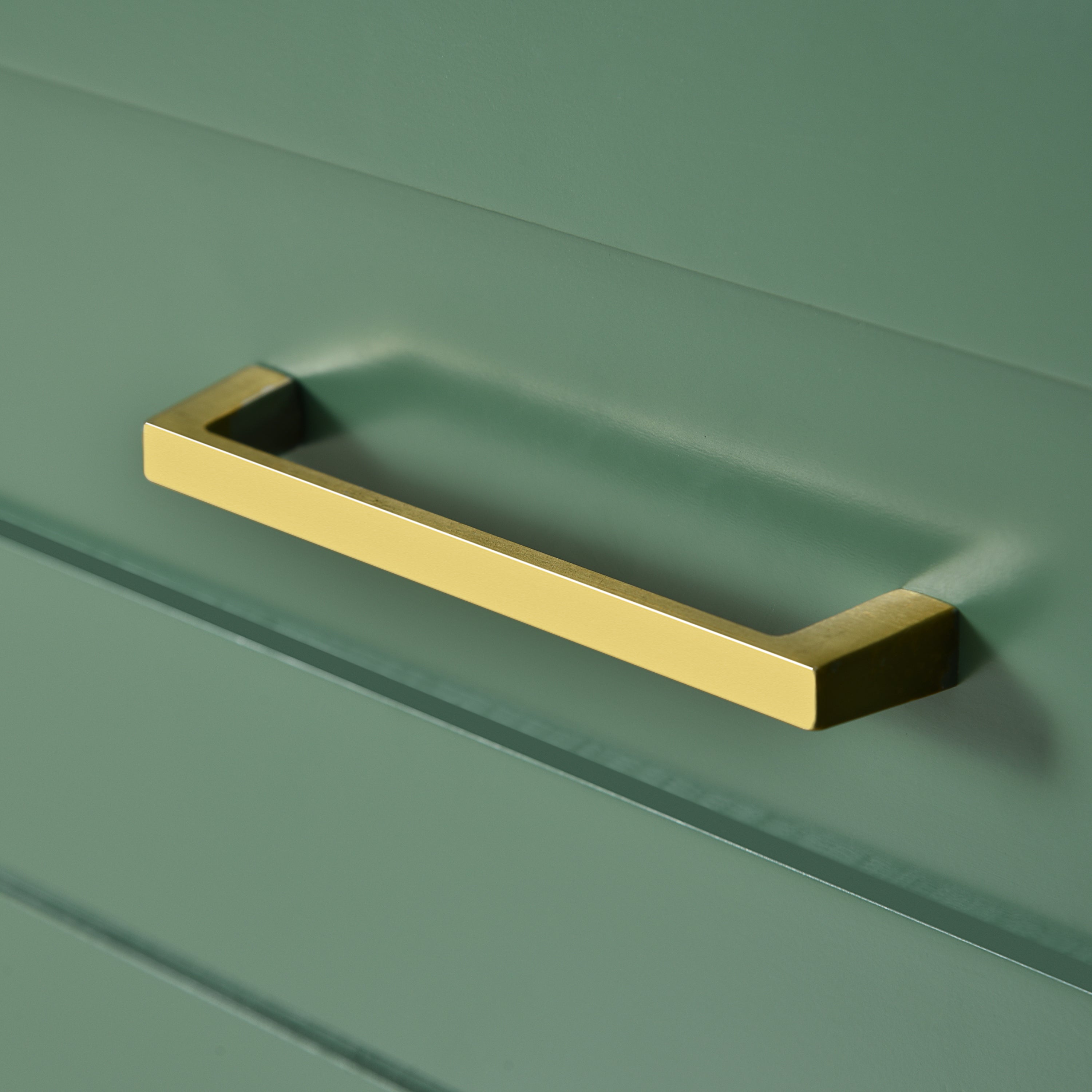 N729P211167F_media_19