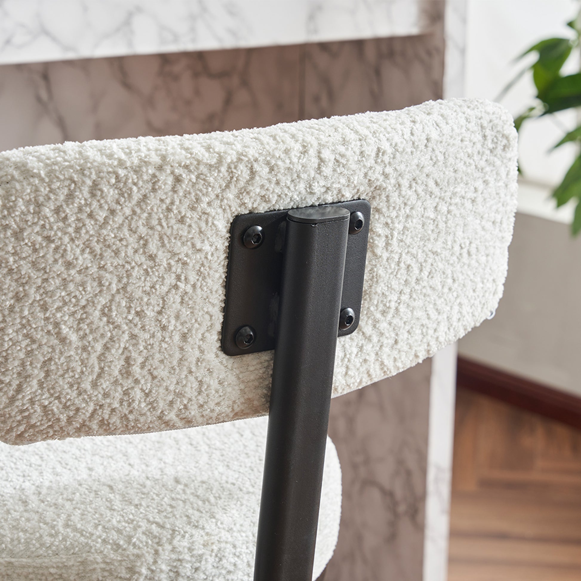 W1901P264272_media_26