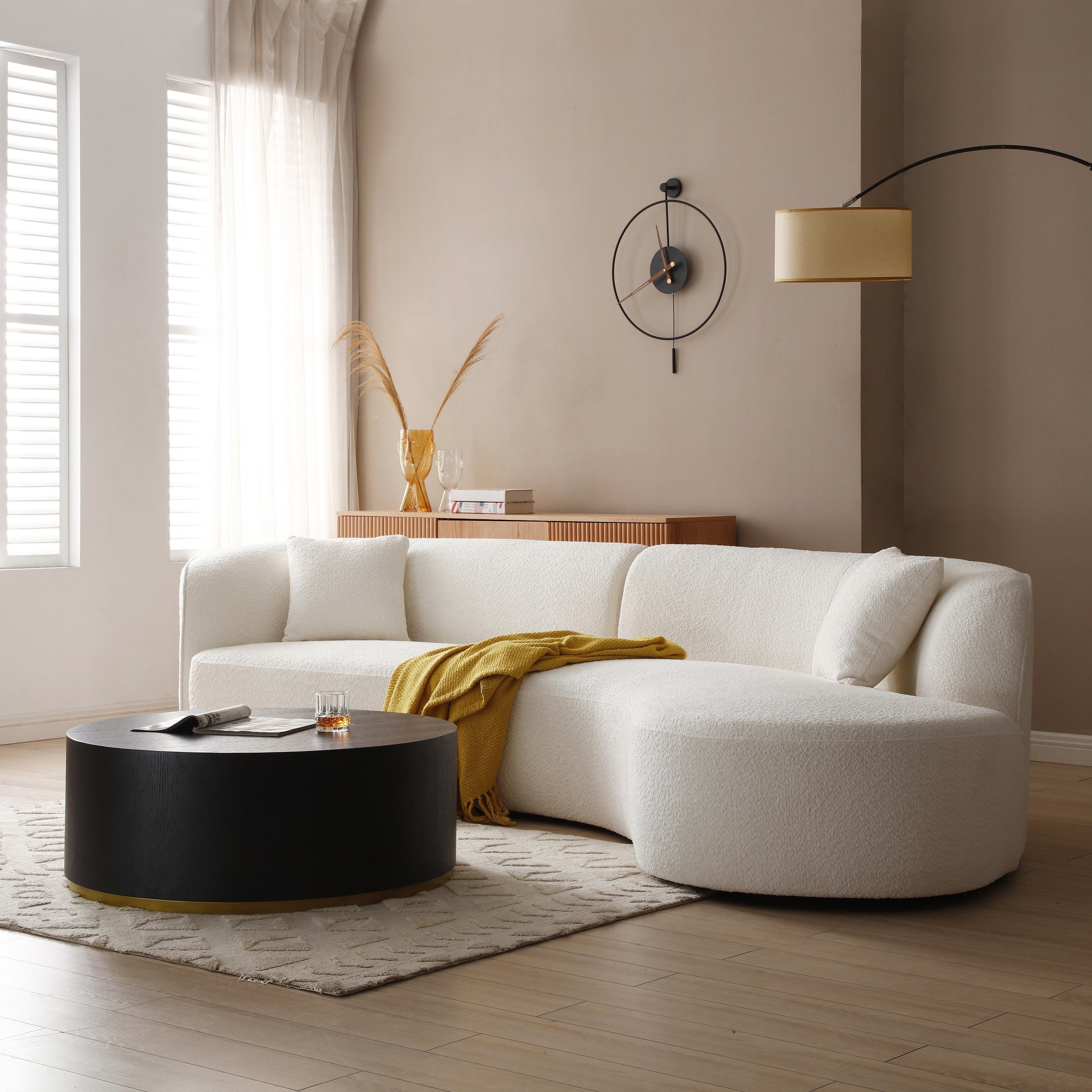 2606100000107_media_3_lifestyle