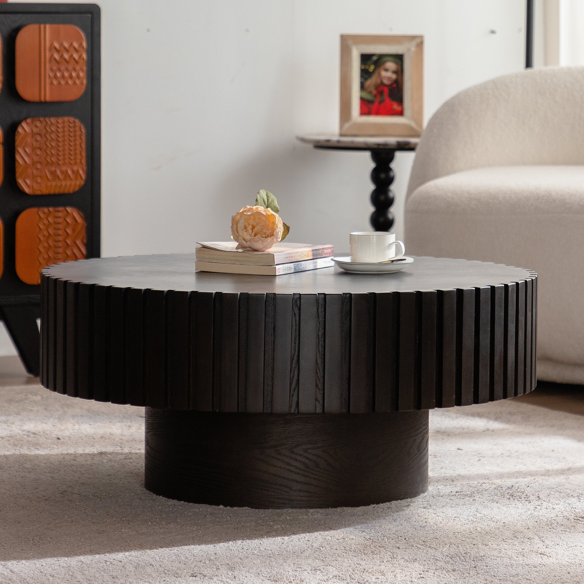 Round Coffee Table Handcrafted Relief Sturdy Pedestal Wooden Olive-Shaped Tea Table for Living Room