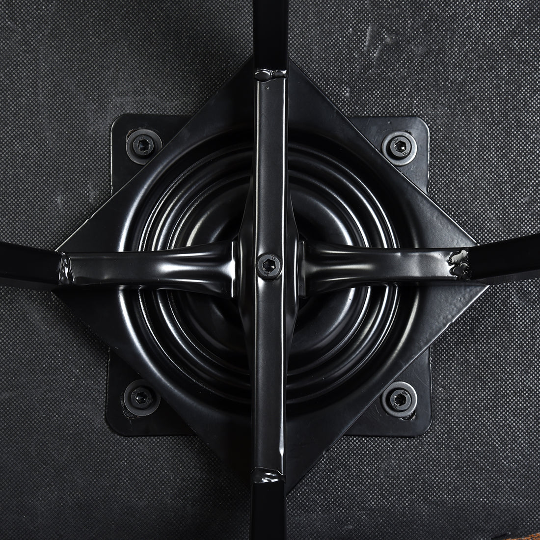 360° Smooth Swivel