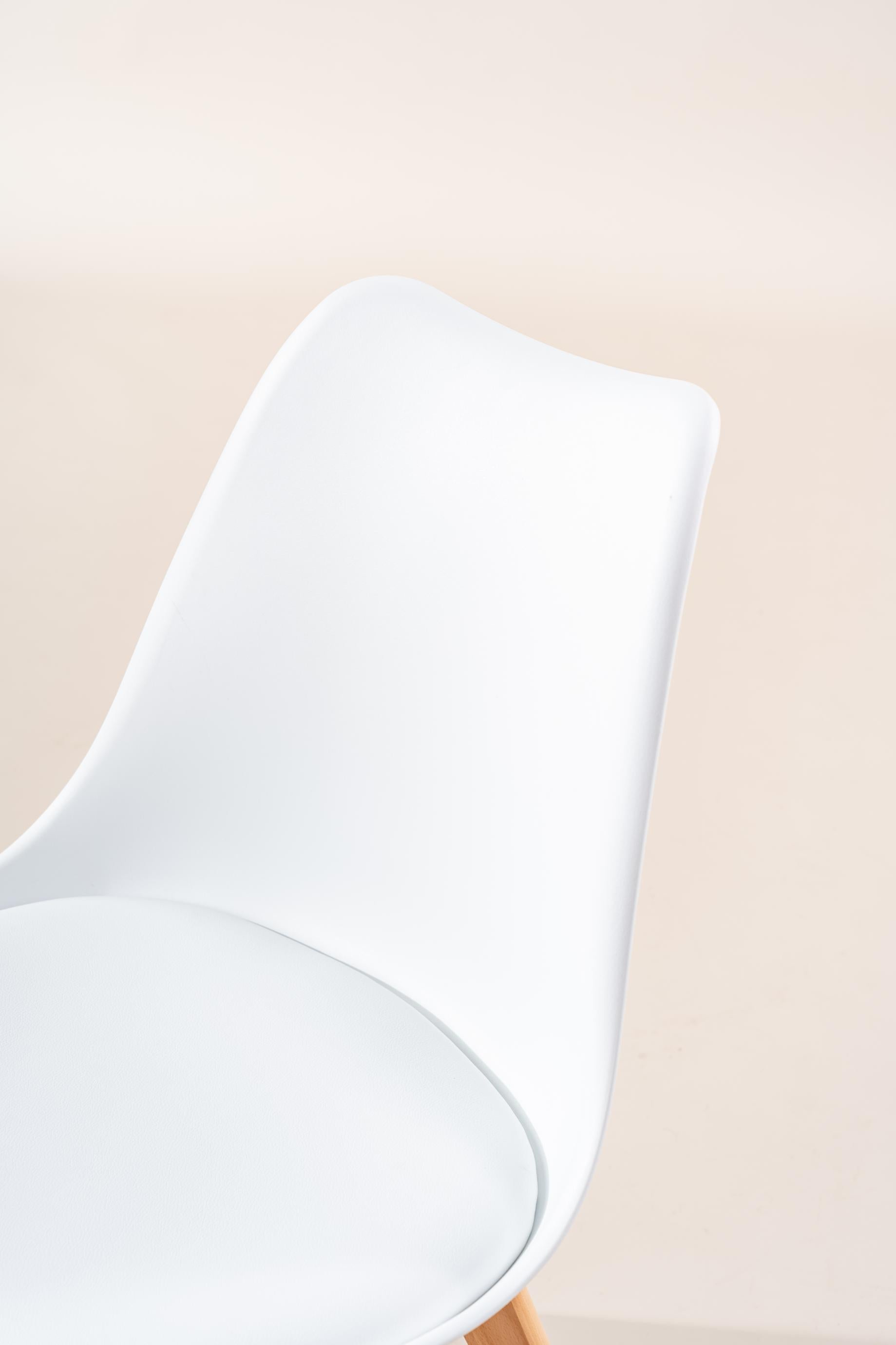 Homy Casa Clift 5PC Scandinavian Dining Set 31.5” White Round Table with 4 Frankfurt White Chairs Open Box