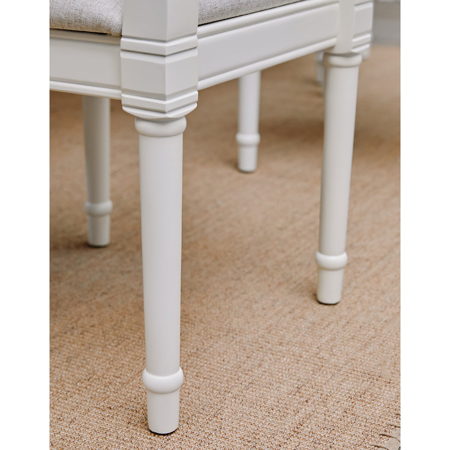 Homy Casa Zakir Extendable Dining Table 60-77.8" W for Dining and Workspace Open Box
