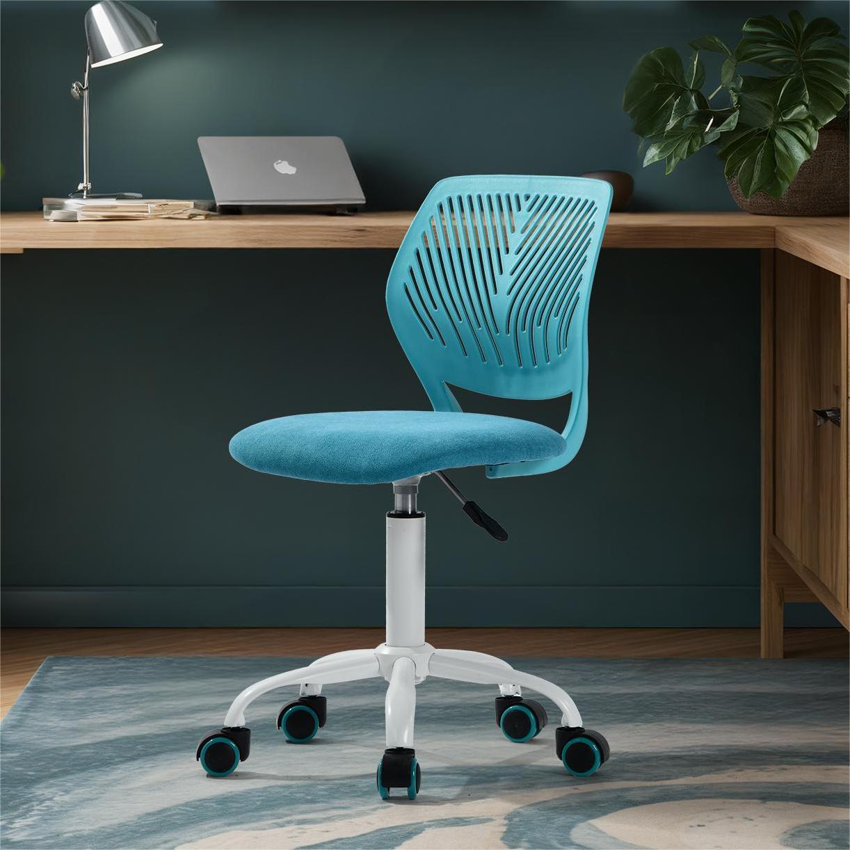 Carnation PP Backrest Office Chair - Stylish & Durable Design