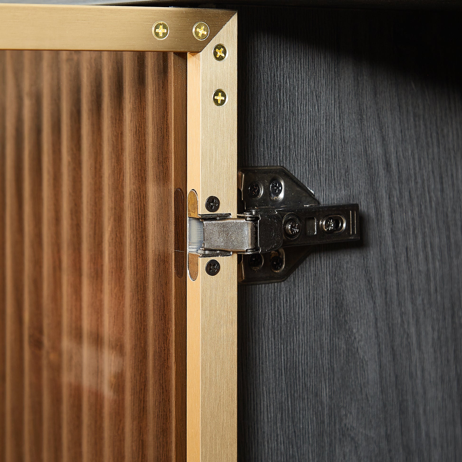 W1162P309027_media_13