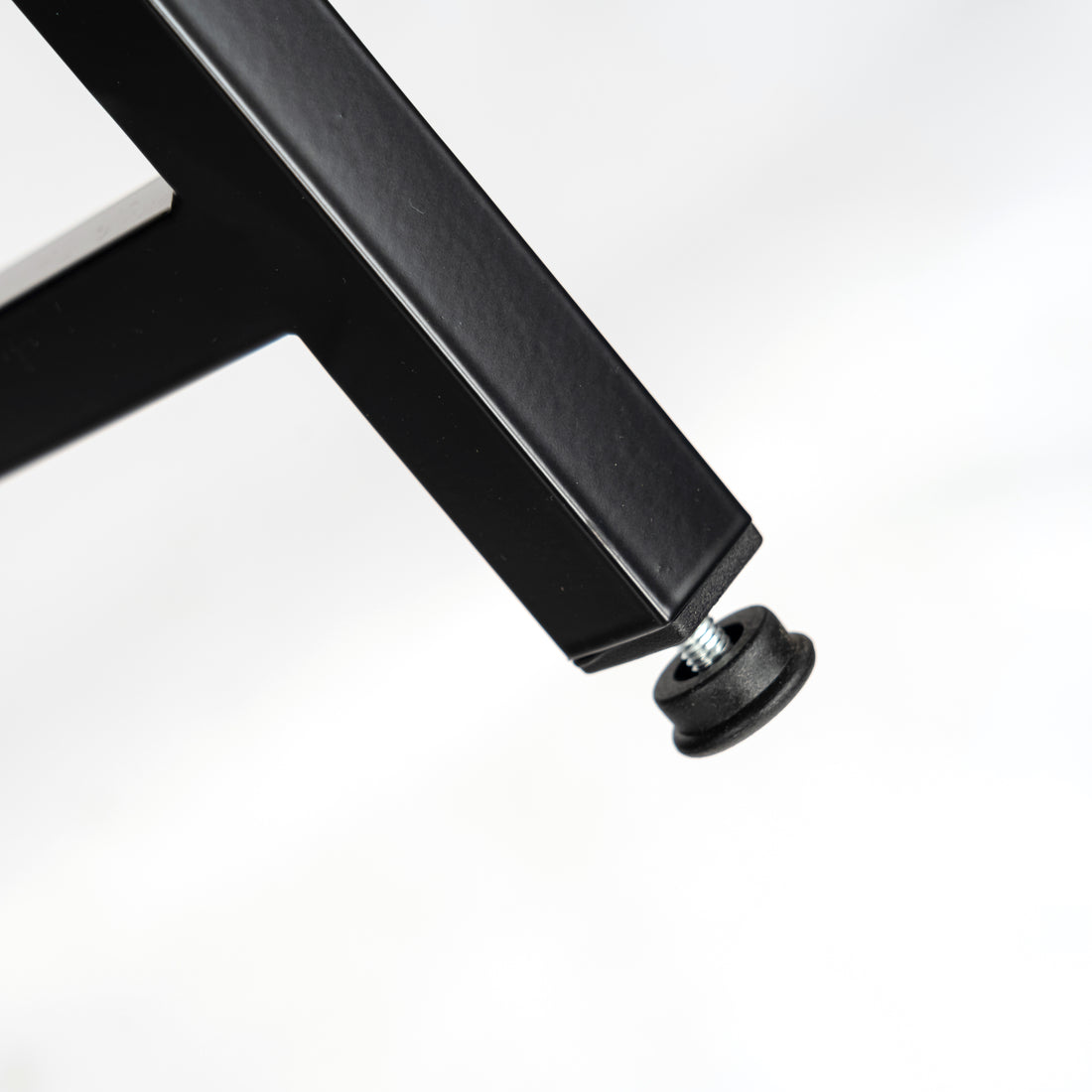 Stable Metal Support