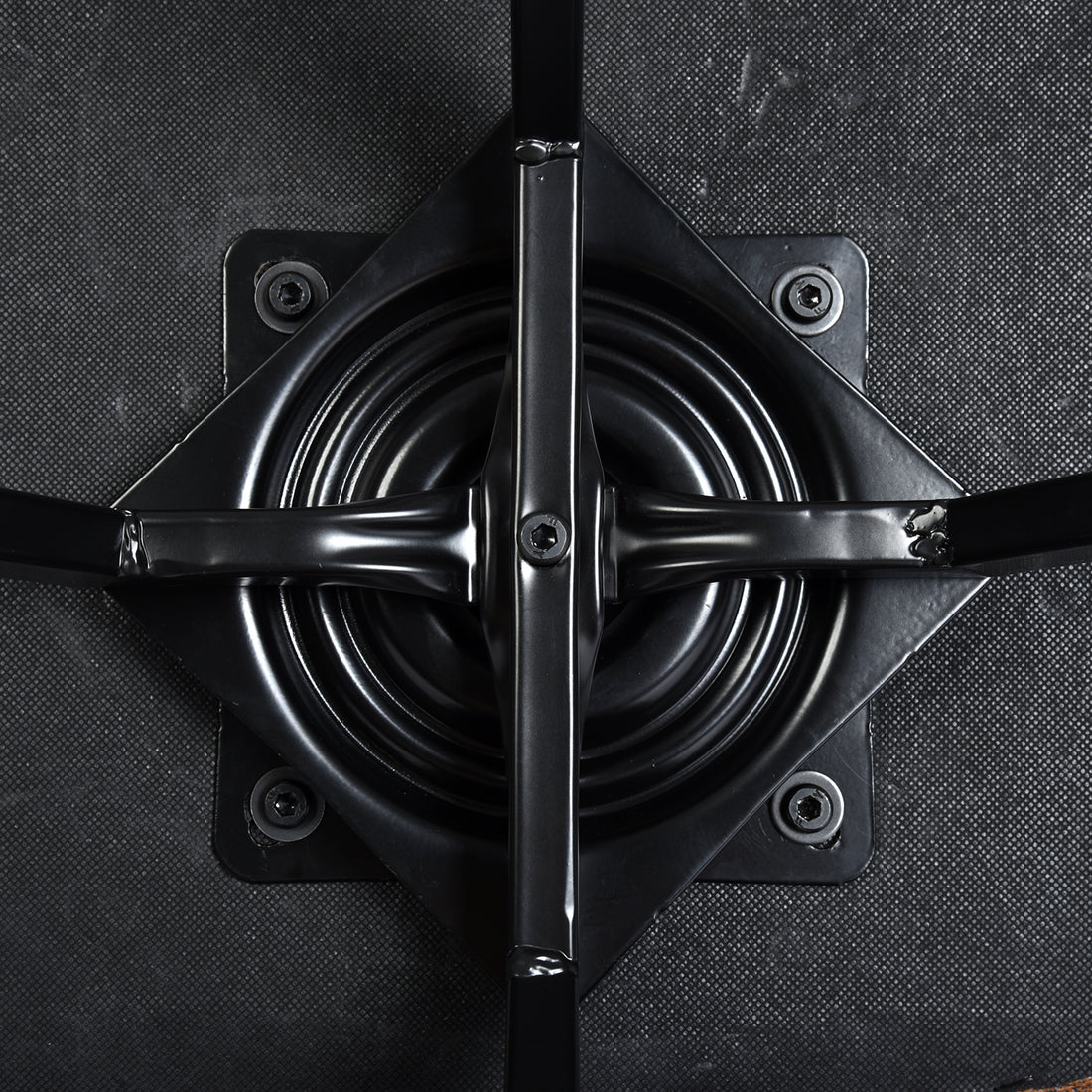 360° Smooth Swivel