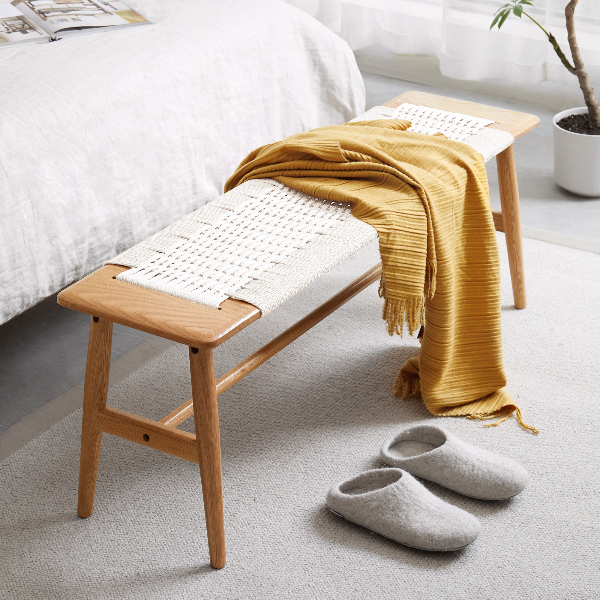 Shasta 31.5" Solid Wood Accent Bench with Woven Cane Seat
