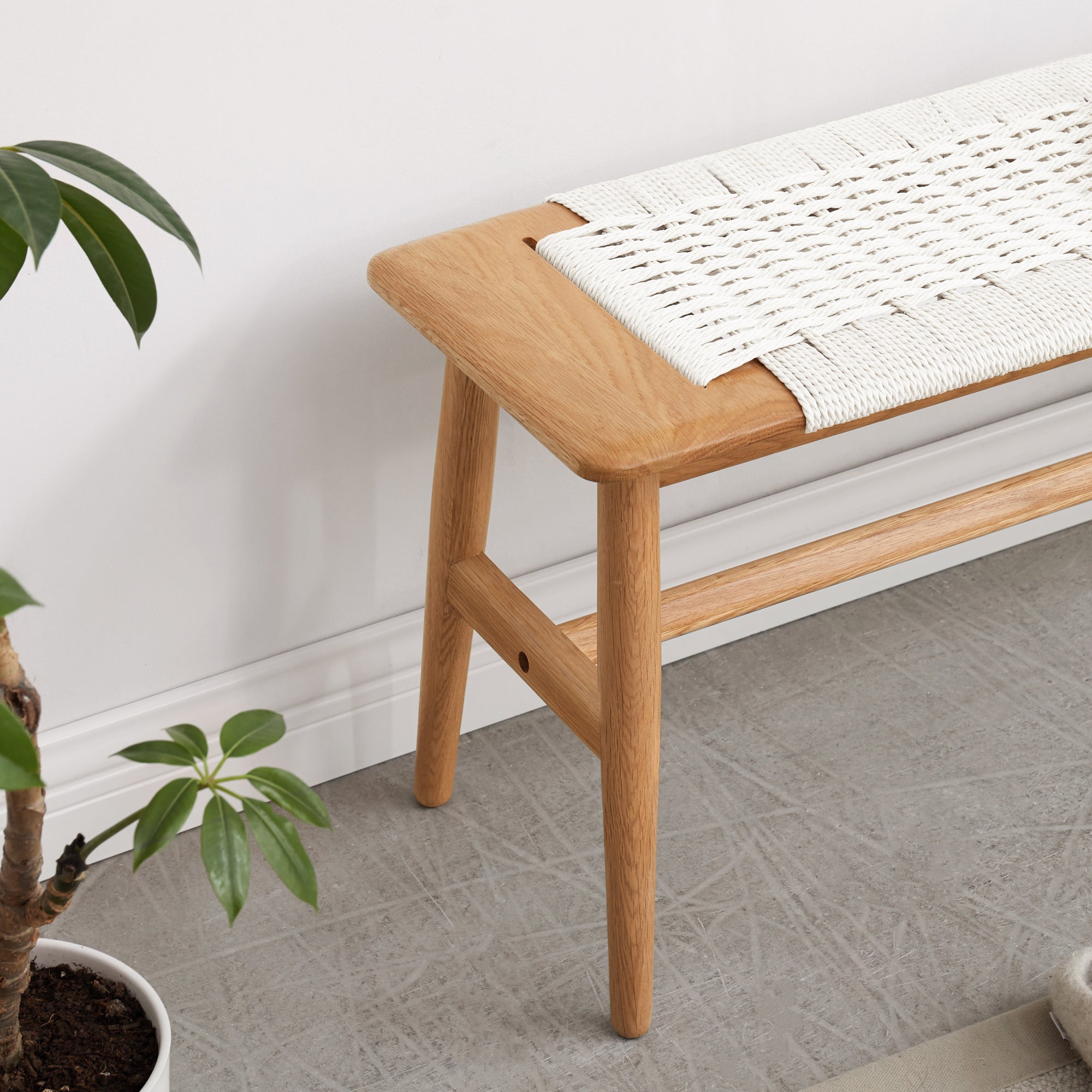 Shasta 31.5" Solid Wood Accent Bench with Woven Cane Seat