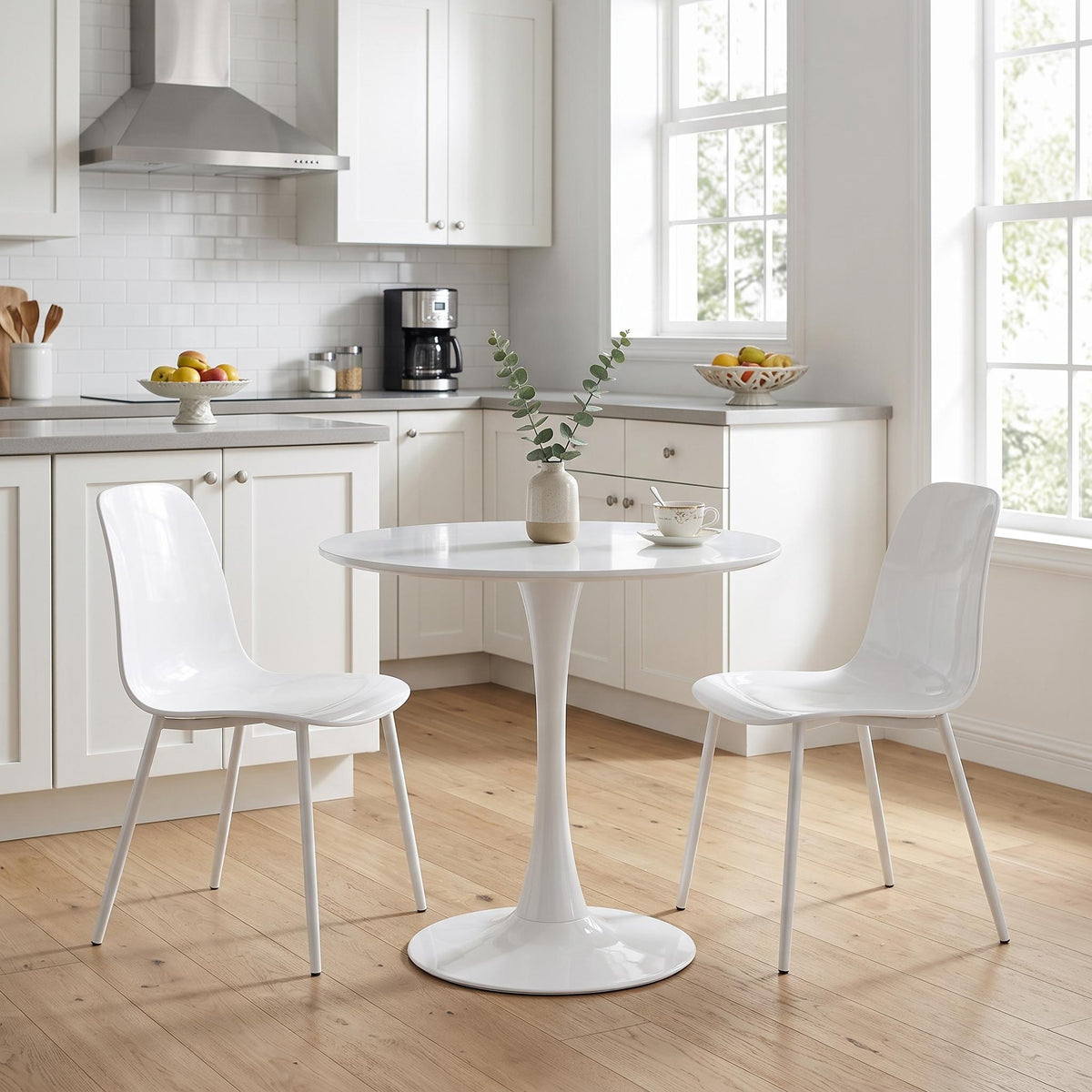 Homy Casa Patra White Round Dining Table 31.5" Modern Tulip Table for Dining, Coffee, or Workspace Open Box