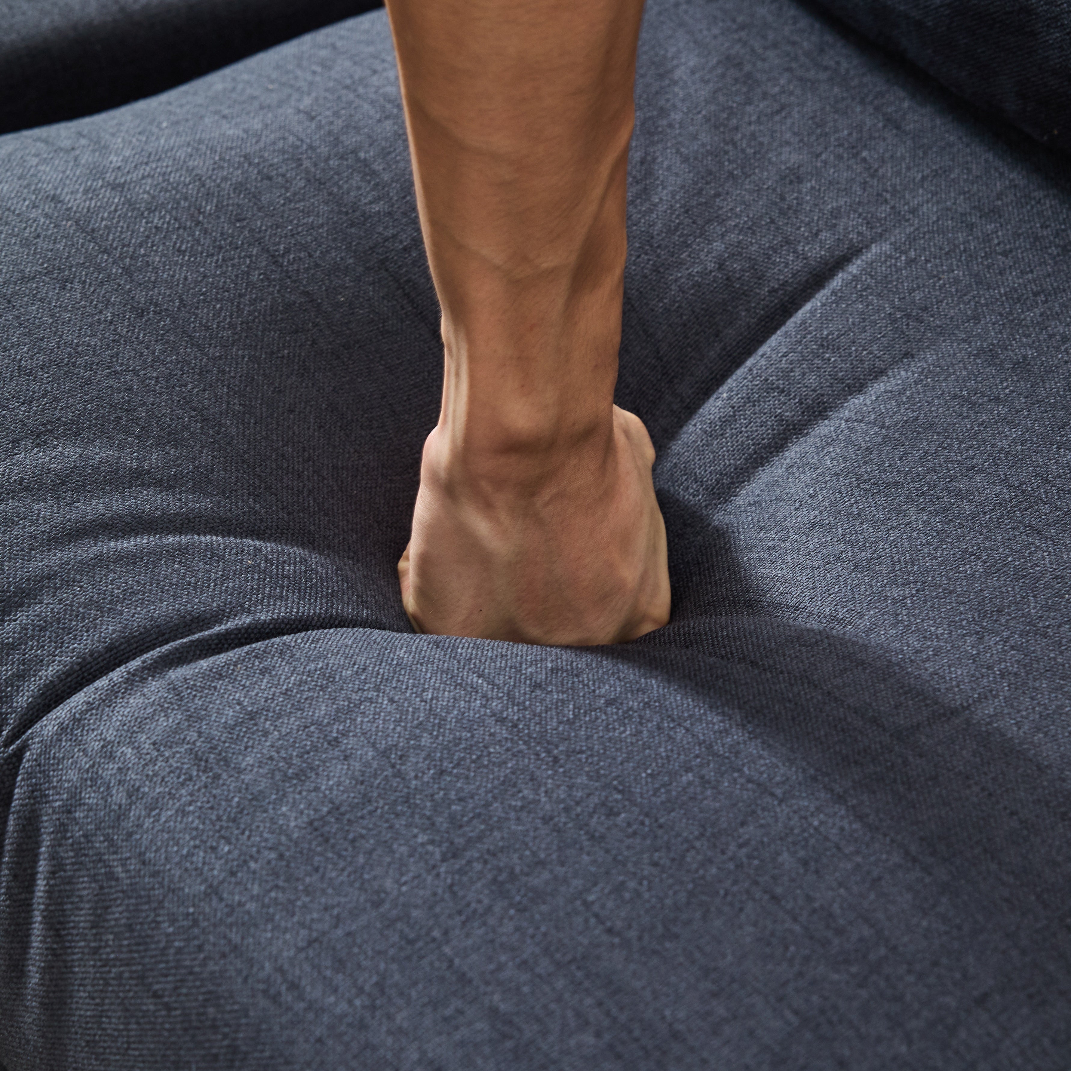 Lyon 106" L-Shaped 6-Seater Linen Sectional Sofa with Pillows