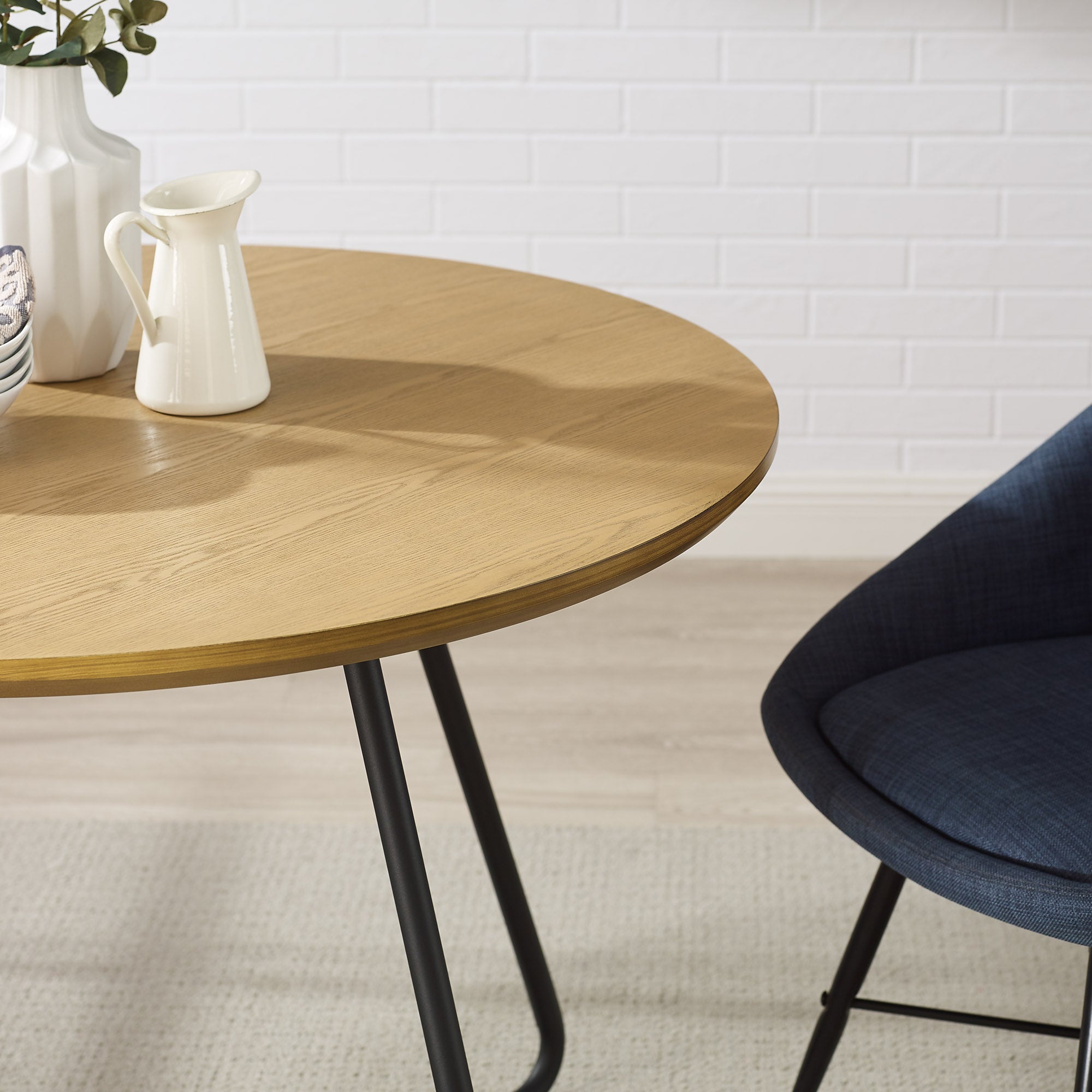 Modern Metal and Wood Curved X-Base Round Dining Table – English Ash