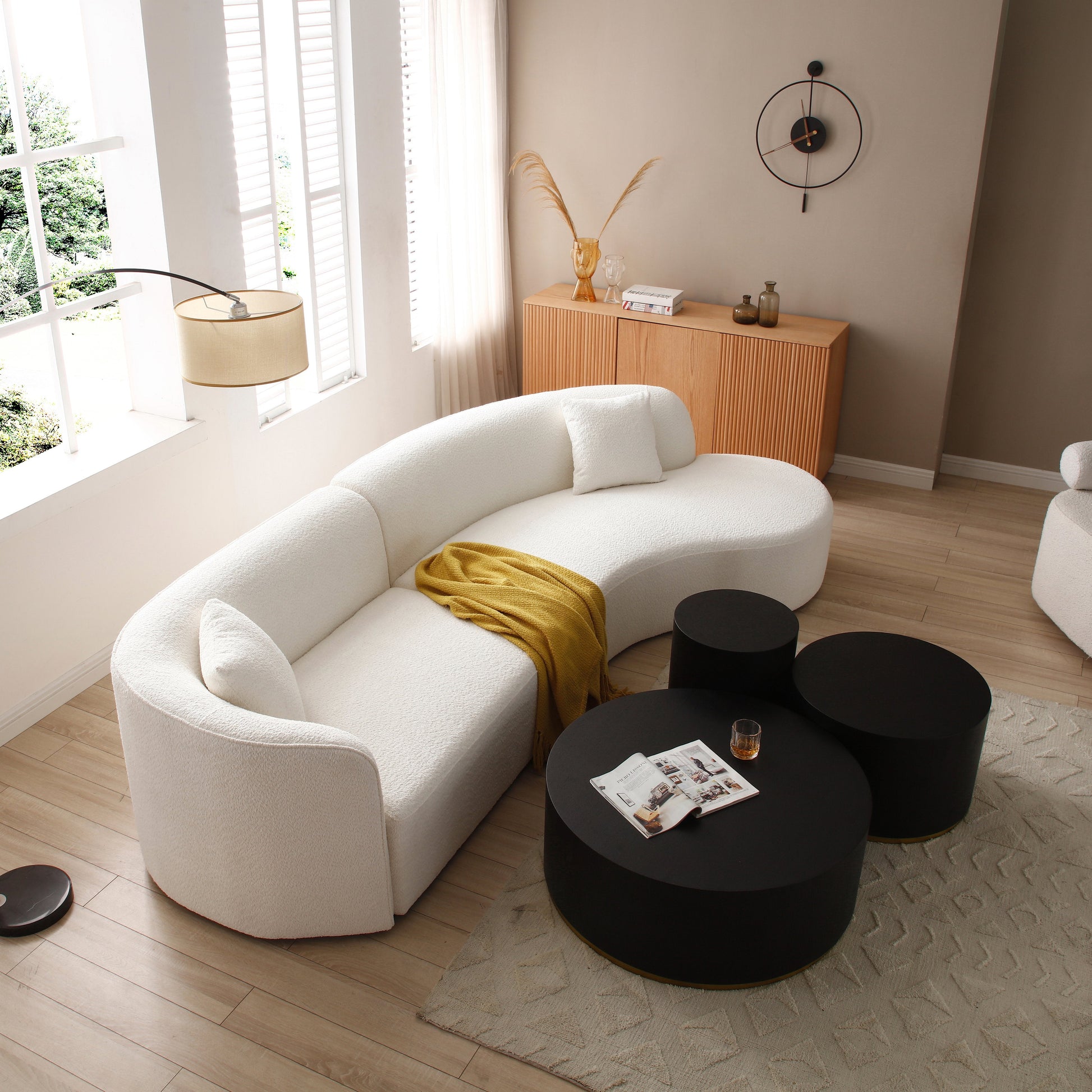 2606100000107_media_2_lifestyle
