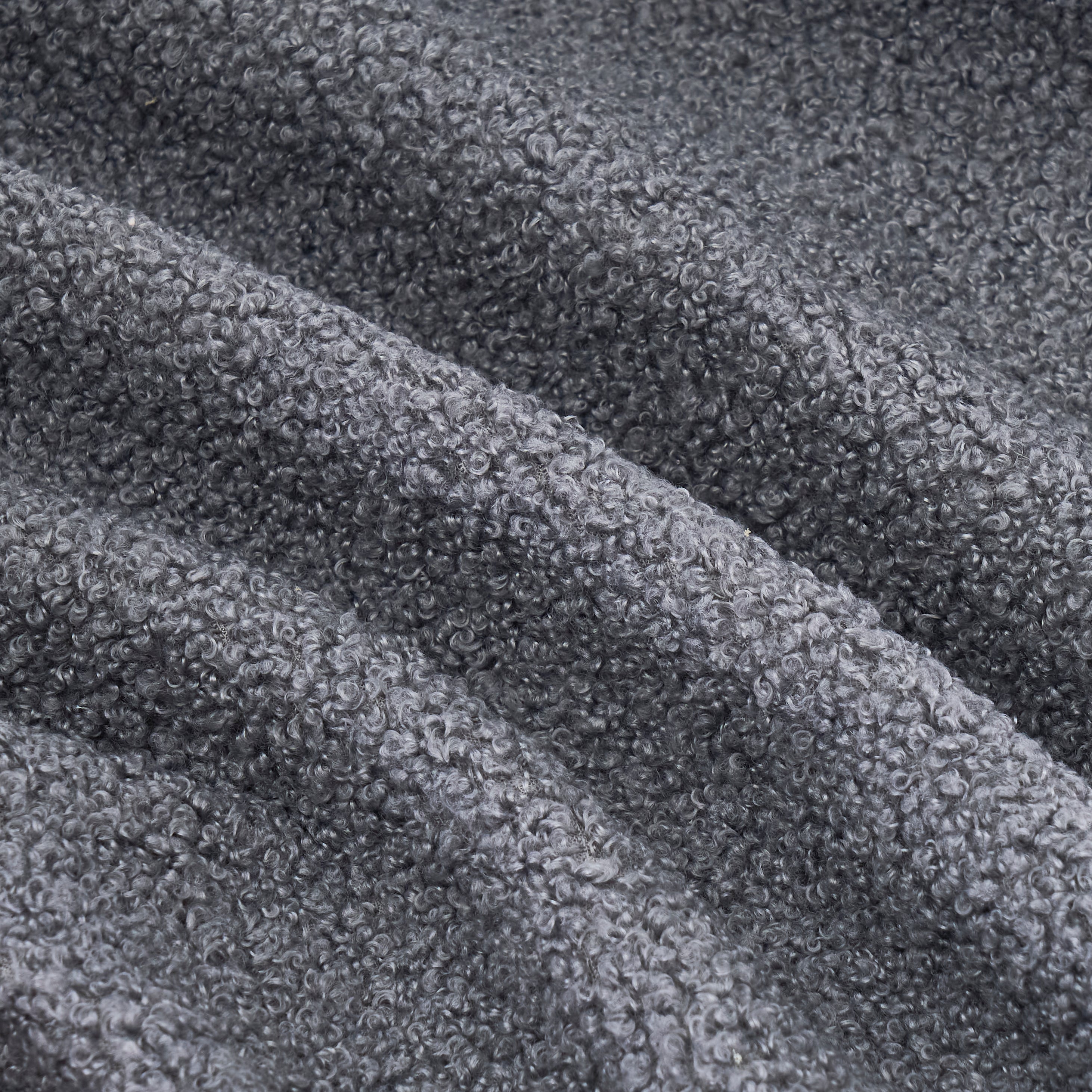 2606100000070_media_13_detail